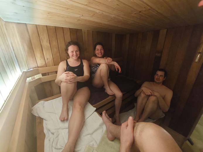 Sauna finlandais dans le gîte de groupe Au Grand Cœur Chaux.